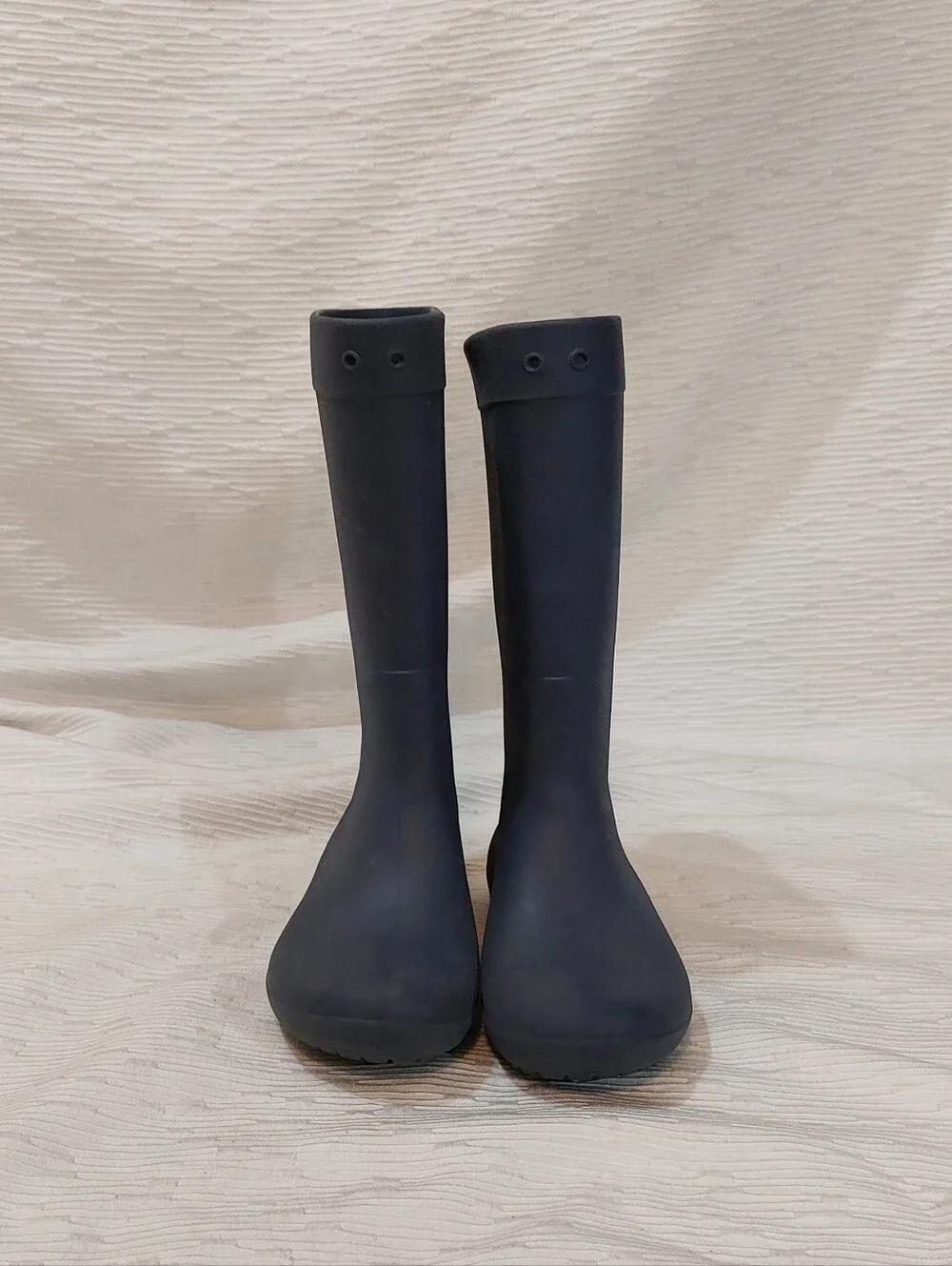 CROCS Women's Black Tall Rain Boots Size 6